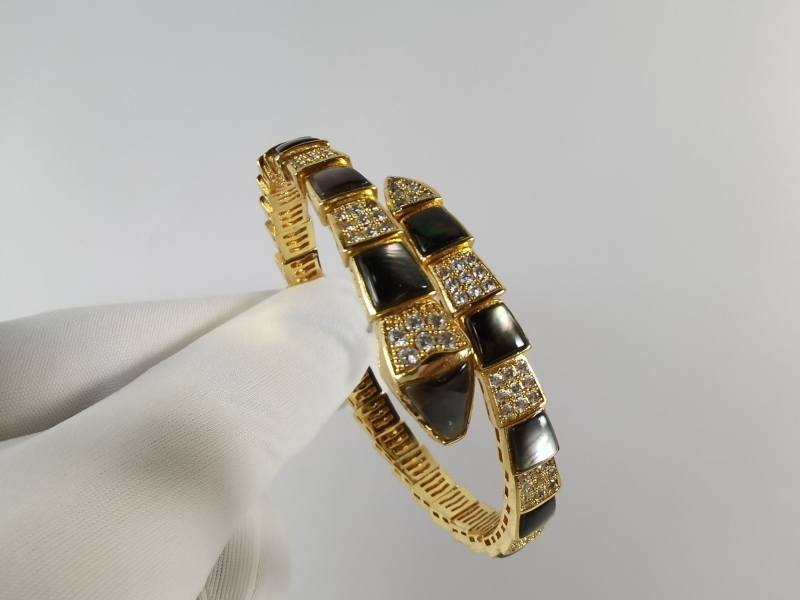 Bv1g*ai bracelets